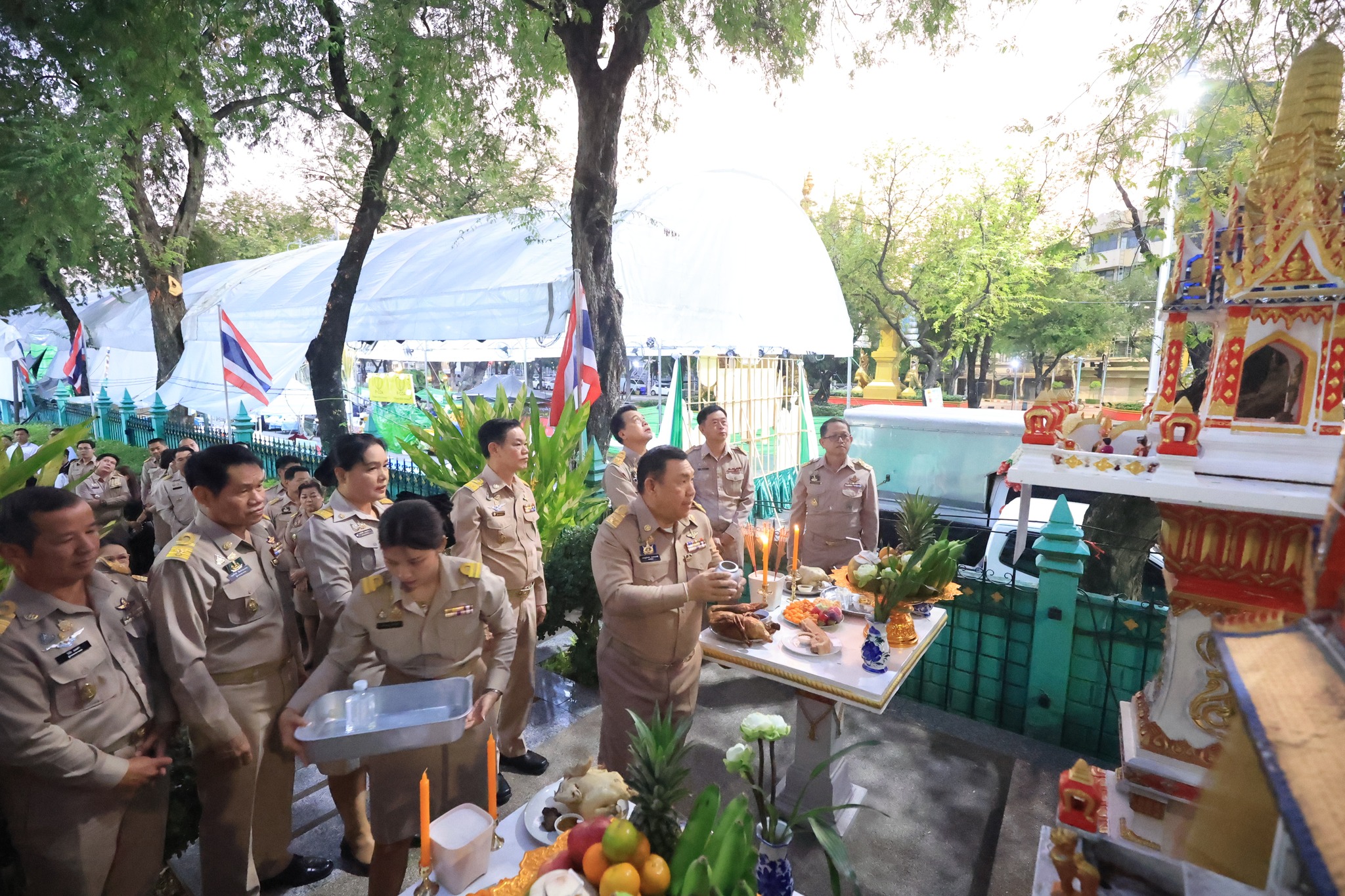 title - ส.ป.ก. จัดพิธีสักการะสิ่งศักดิ์สิทธิ์และพิธีสงฆ์ในโอกาสวันคล้ายวันสถาปนาครบรอบ 51 ปี